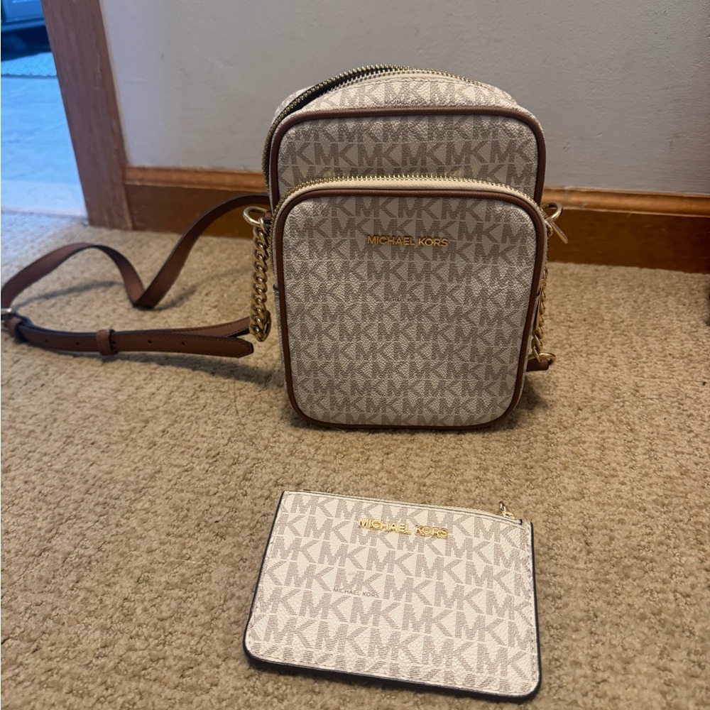 Michael Kors Cream and Gold Logo Crossbody Set
